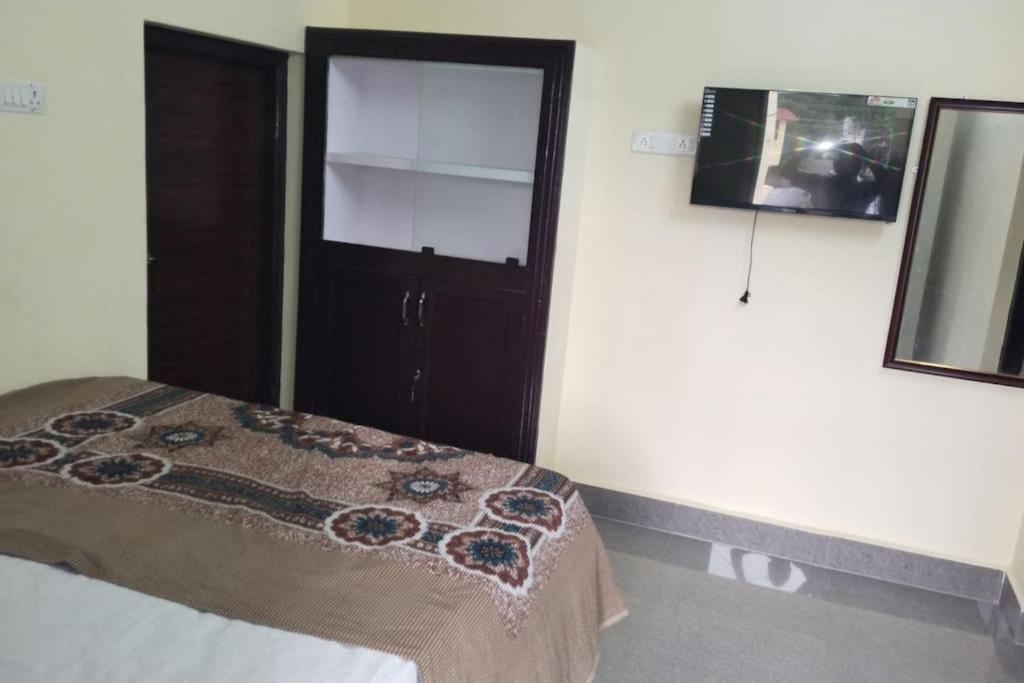 Sunshine Apartments Τσενάι Εξωτερικό φωτογραφία
